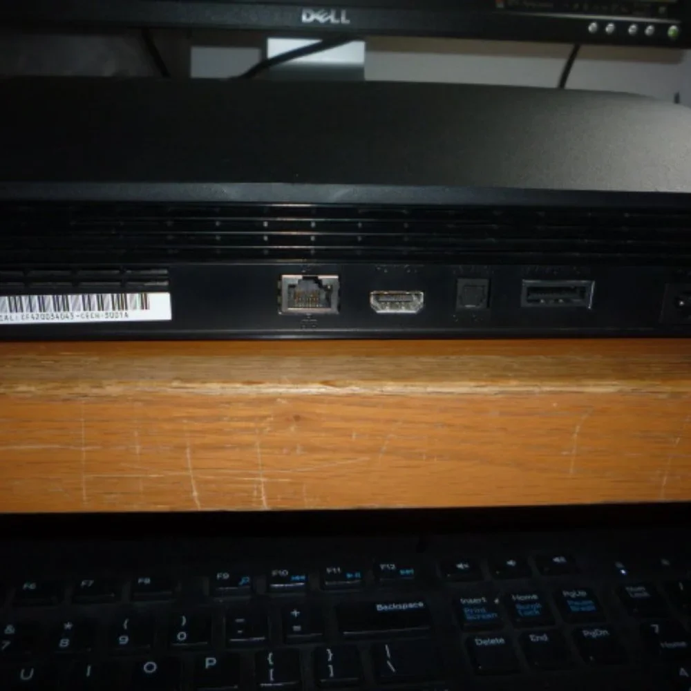 PS3 console - Picture 2 of 9